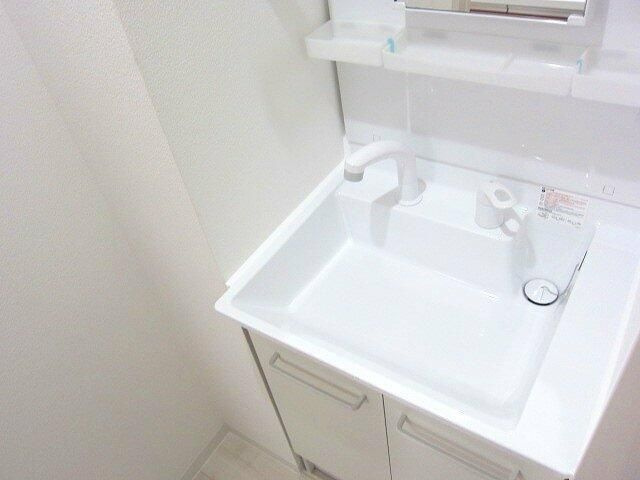 グランヒルズの独立洗面台