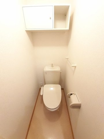 エテルノ　カーサのトイレ|落ち着いたトイレです