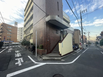【エントランス】 | サンモア学芸大学