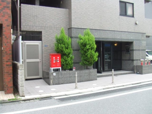 ルーブル中延弐番館のエントランス
