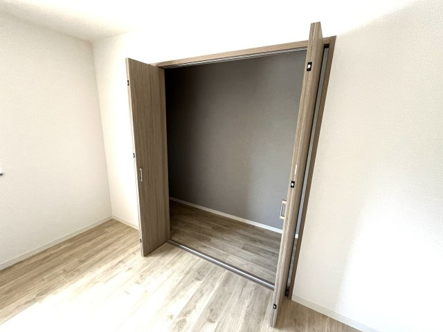 【収納】 | 仲介手数料無料！厚南小学校に通えるリフォーム済み中古住宅　宇部市東際波台５丁目 | 十分な収納スペースがあります
