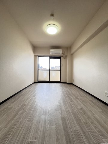 大阪市都島区都島本通５丁目の賃貸マンションの居間・リビング