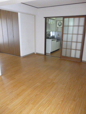 【居間・リビング】 | フジハイツ | おしゃれな居間です