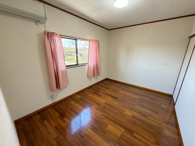 【洋室】 | 古河市諸川 カーポート付き　4DK