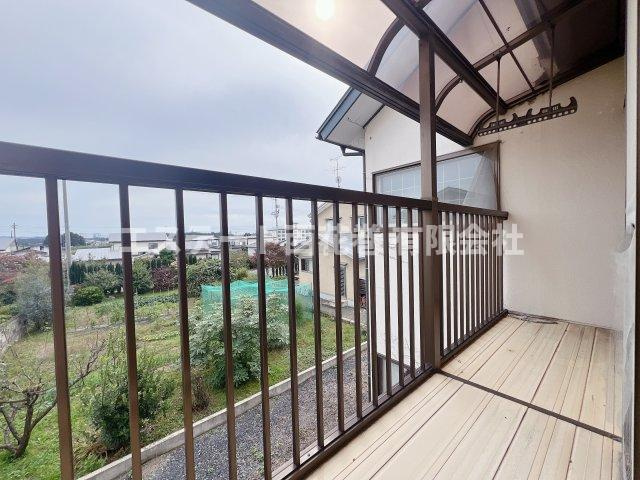 【商談中】花巻市南城　土地建物のバルコニー
