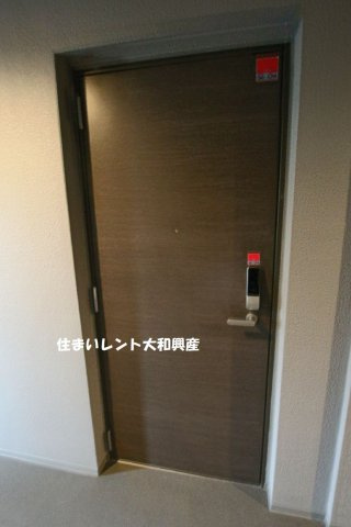 Royal　Hills（ロイヤルヒルズ）の玄関