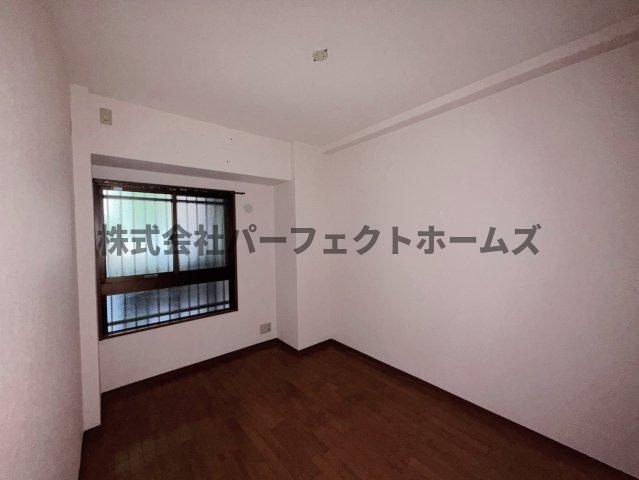 セザール枚方公園の洋室|きれいな洋室です