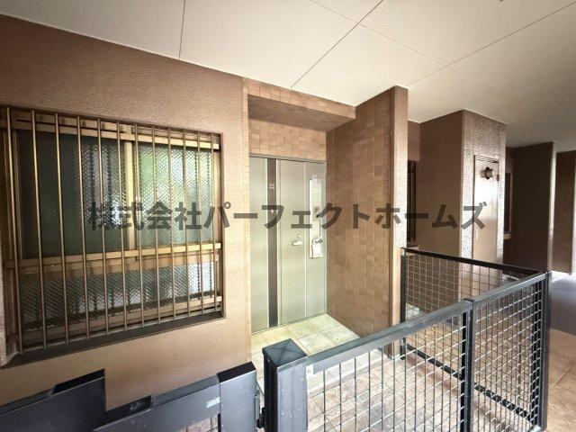 セザール枚方公園の玄関|毎日通る玄関はこちらです