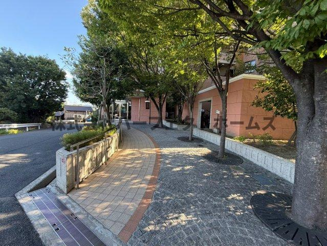 セザール枚方公園の周辺