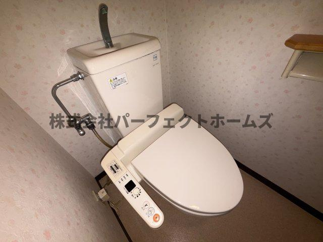 セザール枚方公園のトイレ|コンパクトで使いやすいトイレです