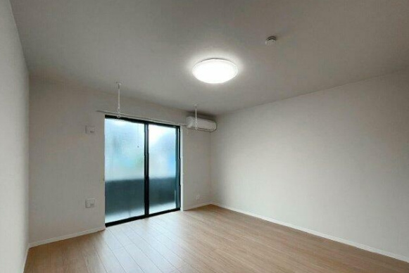 （仮称）キャメル川口芝4丁目の居間・リビング|※同仕様施工