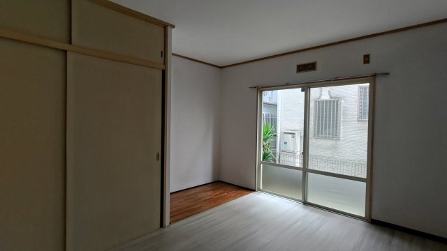 【寝室】 | ハイツ山川