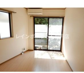 流山市西松ケ丘１丁目のアパートの内装