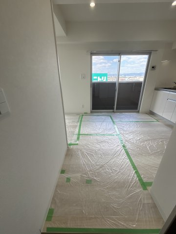 ガーデンヒルズ守口の玄関