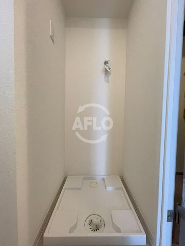 MAISON PREMIER UMEDA NORTH　豊崎東小学区の設備|MAISON PREMIER UMEDA NORTH　室内洗濯機置き場