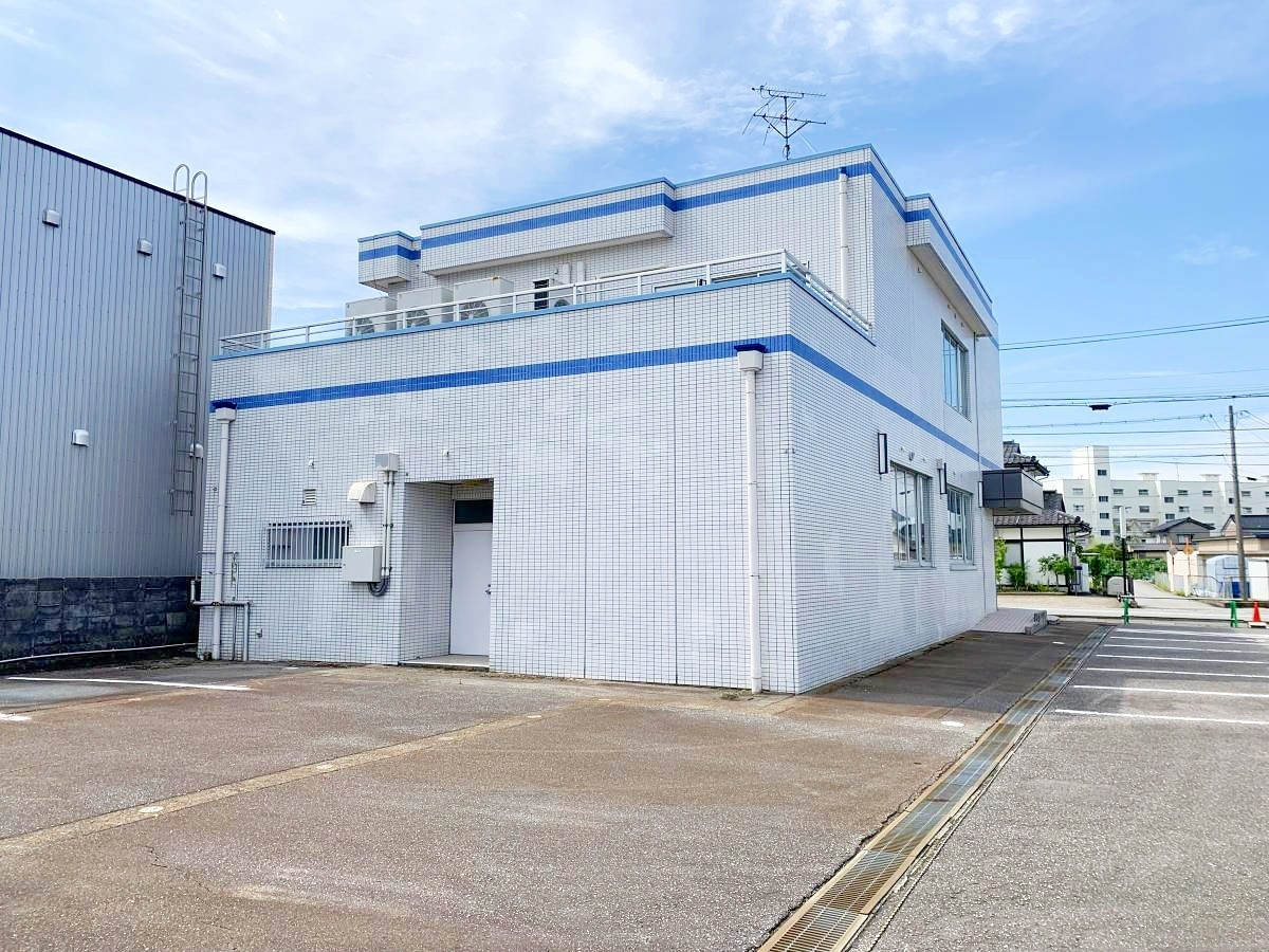 上小泉 売店舗・事務所の外観