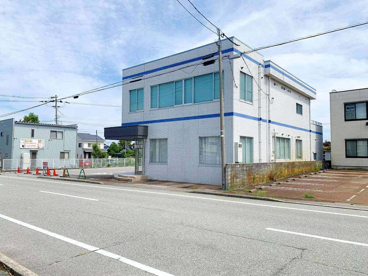 上小泉 売店舗・事務所の外観