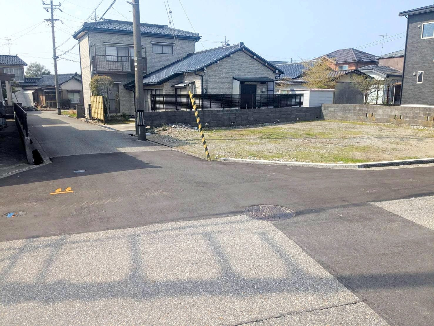 売地No.215 辰野の前面道路含む現地写真