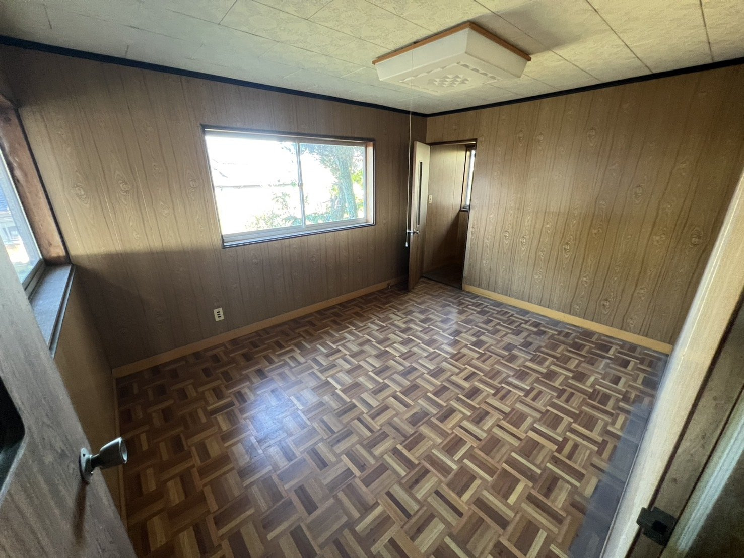七口 中古住宅の内装