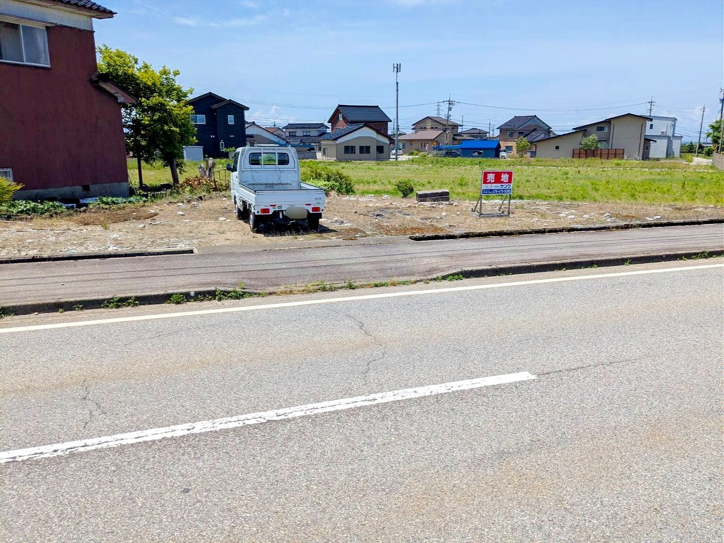 売地No.622 宮窪の前面道路含む現地写真