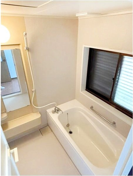 有金 中古住宅の浴室