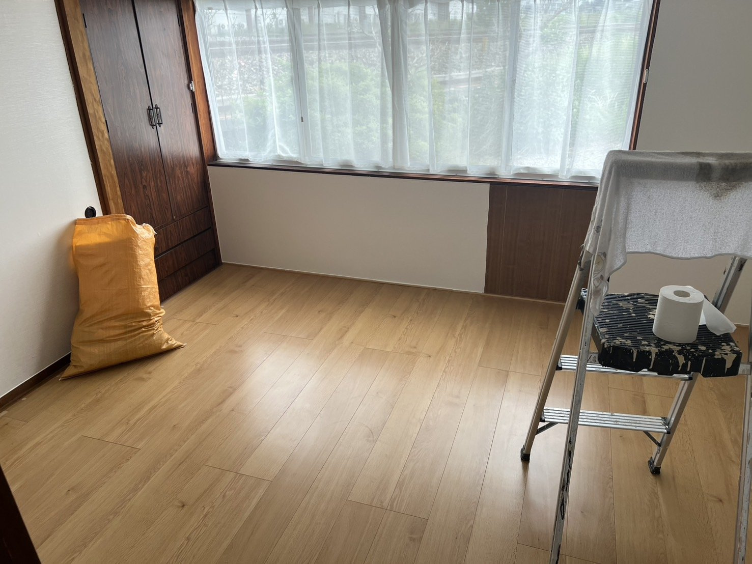 高塚　売家の玄関