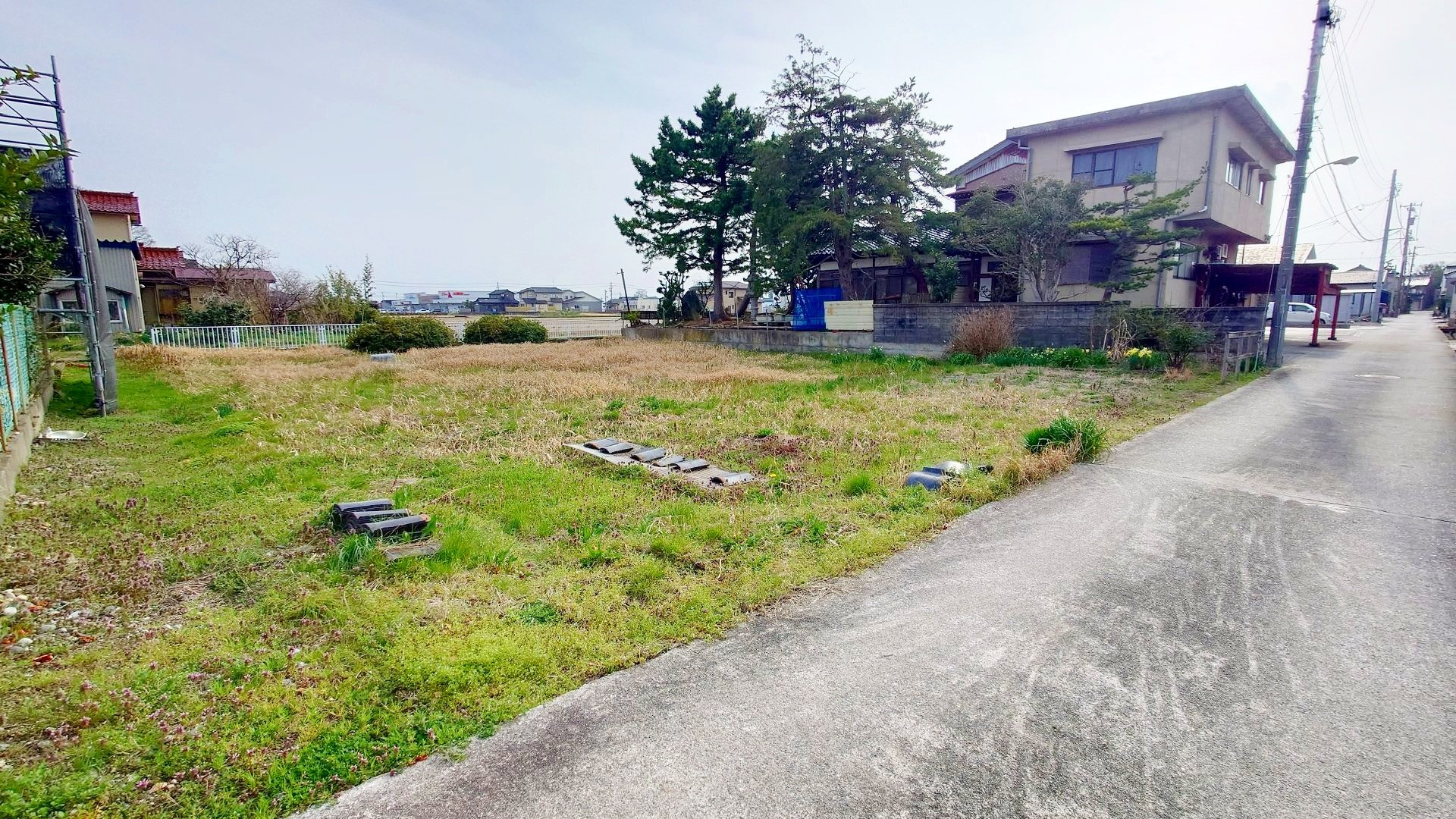 No.317 高月町の前面道路含む現地写真