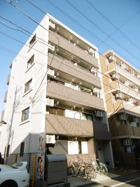 アヴニールの外観