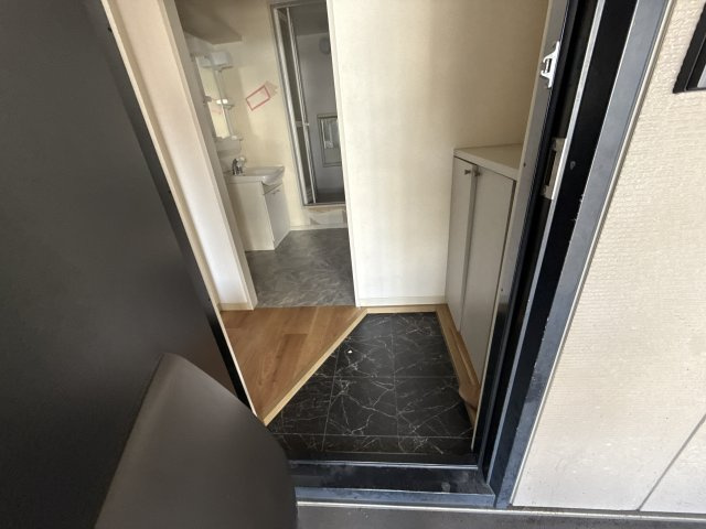 シャーメゾン東延末の玄関