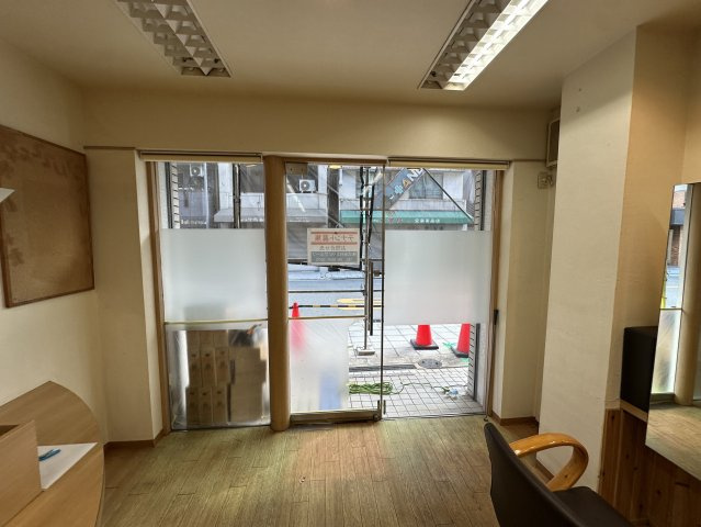 レオハイムスギの玄関