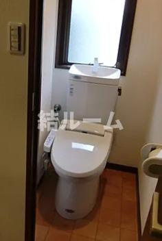板橋区成増３丁目の賃貸マンションのトイレ