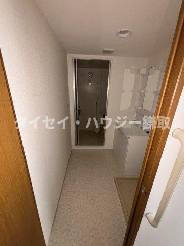 シャトレー千葉寺の玄関