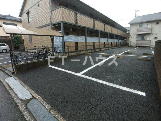 ビバーチェの駐車場|駐車場