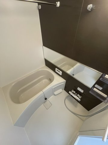ミリオレビータ金山　名古屋市賃貸　仲介手数料無料の浴室|同物件別部屋