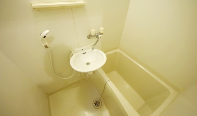 パルテンツァ七里の浴室|別部屋参照写真