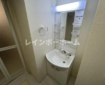 リーブルファイン西浦和　1号棟の独立洗面台