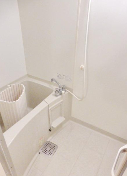 ステップ柴崎の浴室