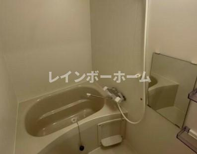 ジーメゾン西大宮の浴室
