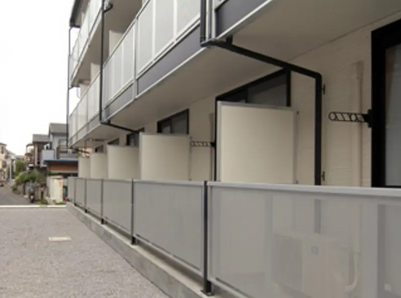 さいたま市南区大字大谷口の賃貸マンションのバルコニー