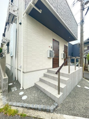 【エントランス】 | ルリアン弐番館