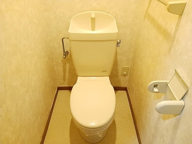 ＯＡＫ　ＲＯＹＡＬⅠ番館のトイレ|トイレもきれいです