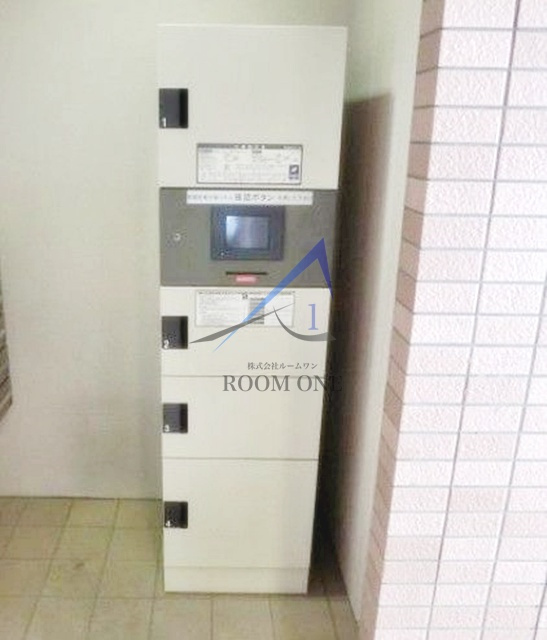 アンビエンテのその他共用部分|宅配ボックスです。