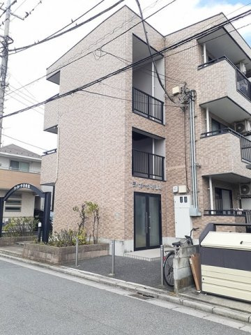 ラカーサ壱番館のエントランス|建物の内部です
