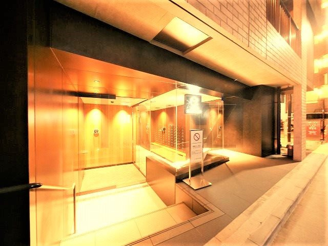 ズーム横浜桜木町の外観