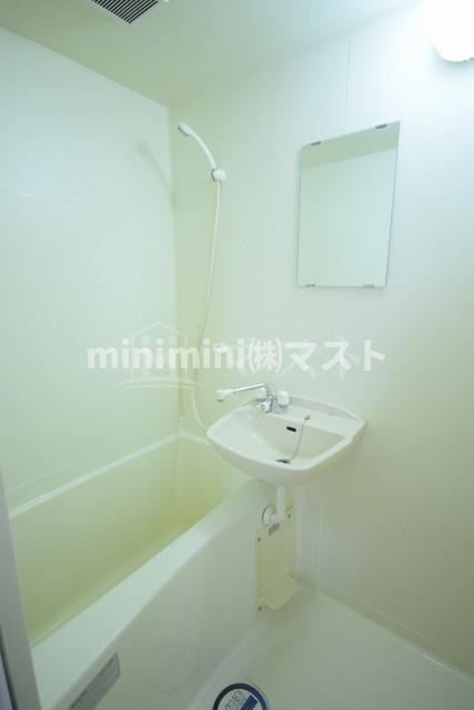 大阪市西区南堀江２丁目の賃貸マンションの浴室