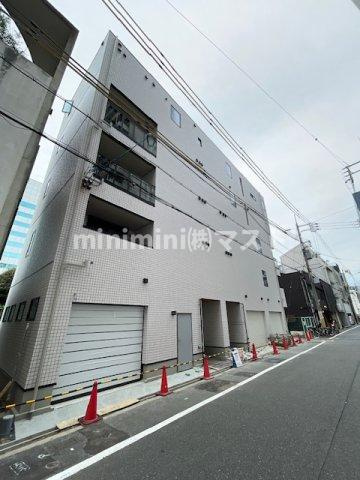 大阪市西区土佐堀３丁目の賃貸マンションのエントランス