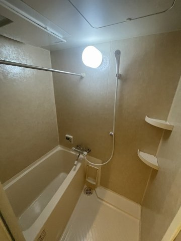 大阪市西区南堀江２丁目の賃貸マンションの浴室|別部屋参考写真