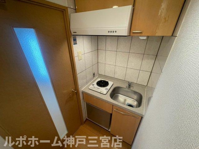 エステムコート新神戸エリタージュのキッチン