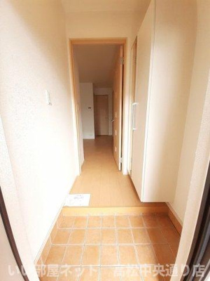 【玄関】 | サンピアス三木２