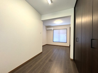 【洋室】 | 衣笠開キ町貸家